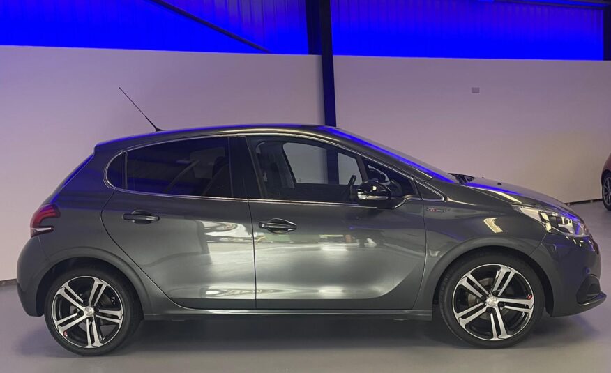 Peugeot 208 Gt Line 1.6 HDI