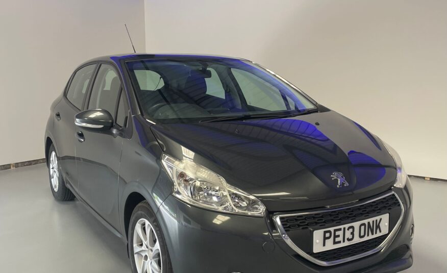 PEUGEOT 208 1.4 DIESEL