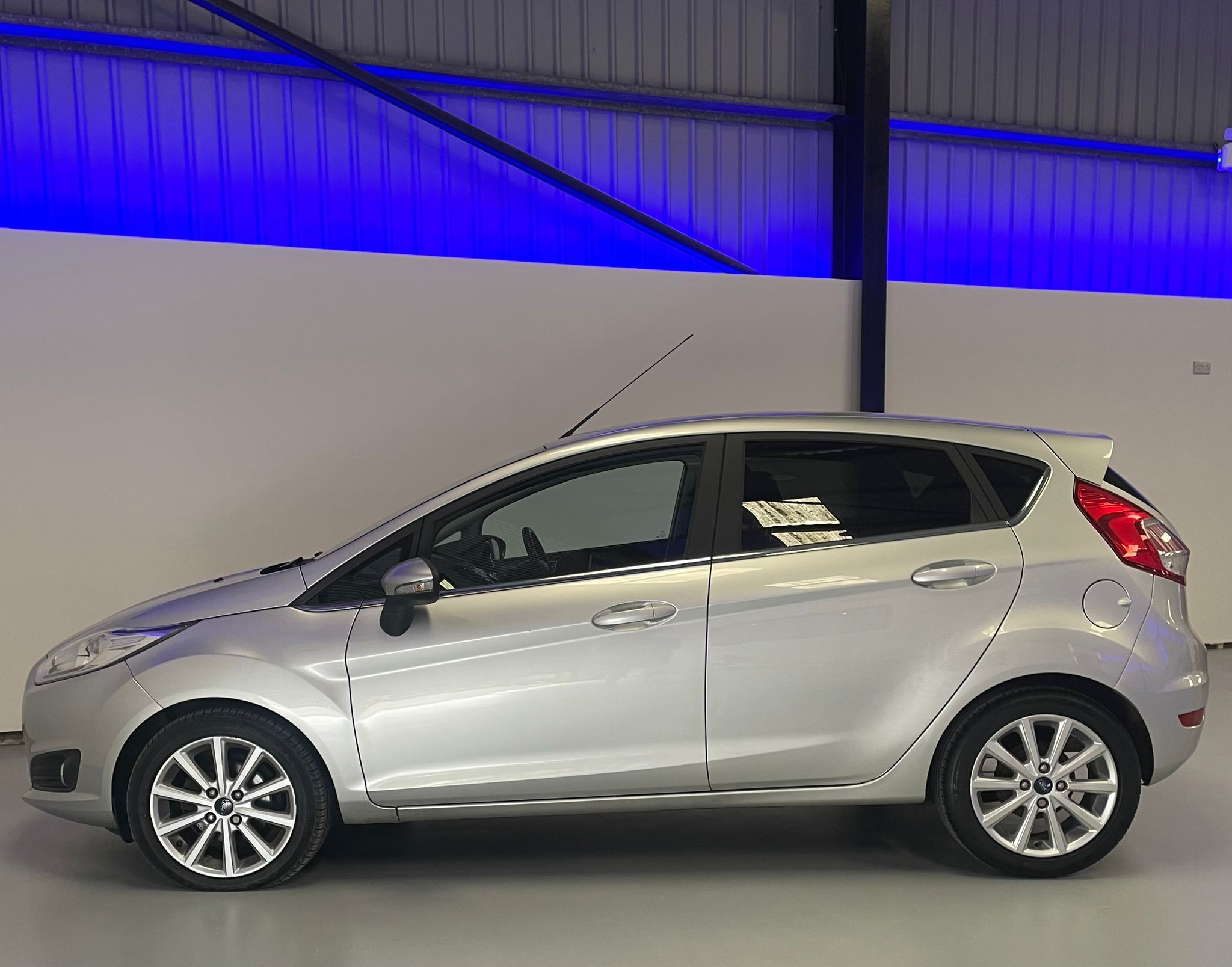 FORD FIESTA 1.0L PETROL
