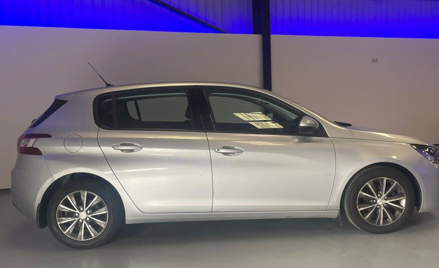 2015 PEUGEOT 308