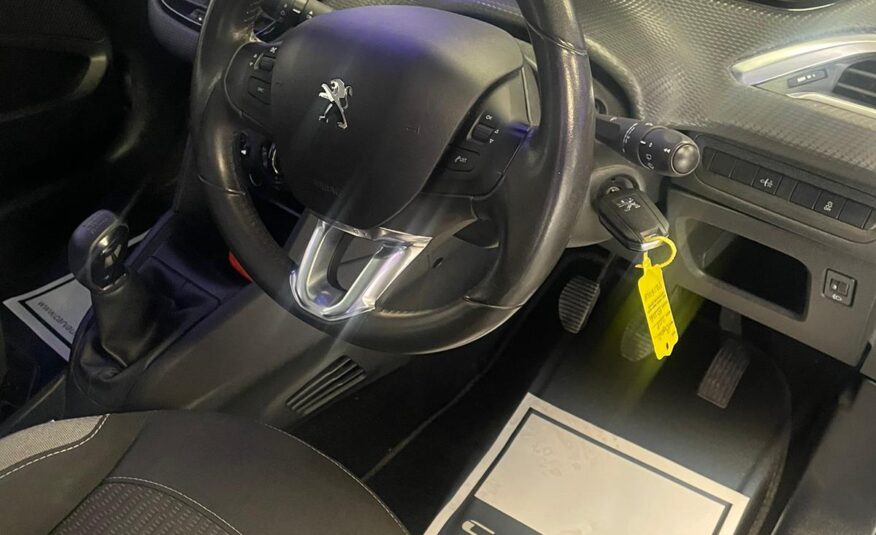 PEUGEOT 208 ACTIVE 1.2 PETROL