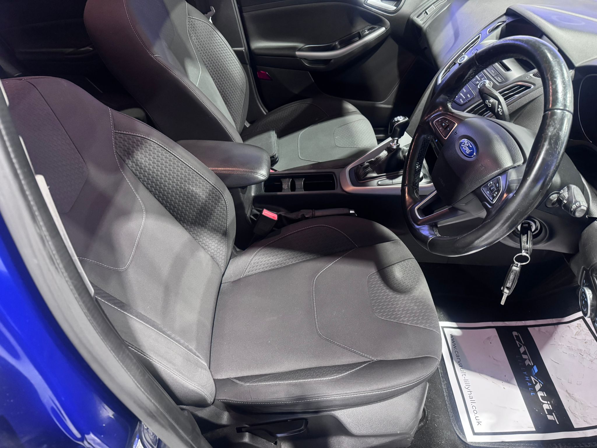 FORD FOCUS – 1.6 ZETEC DIESEL