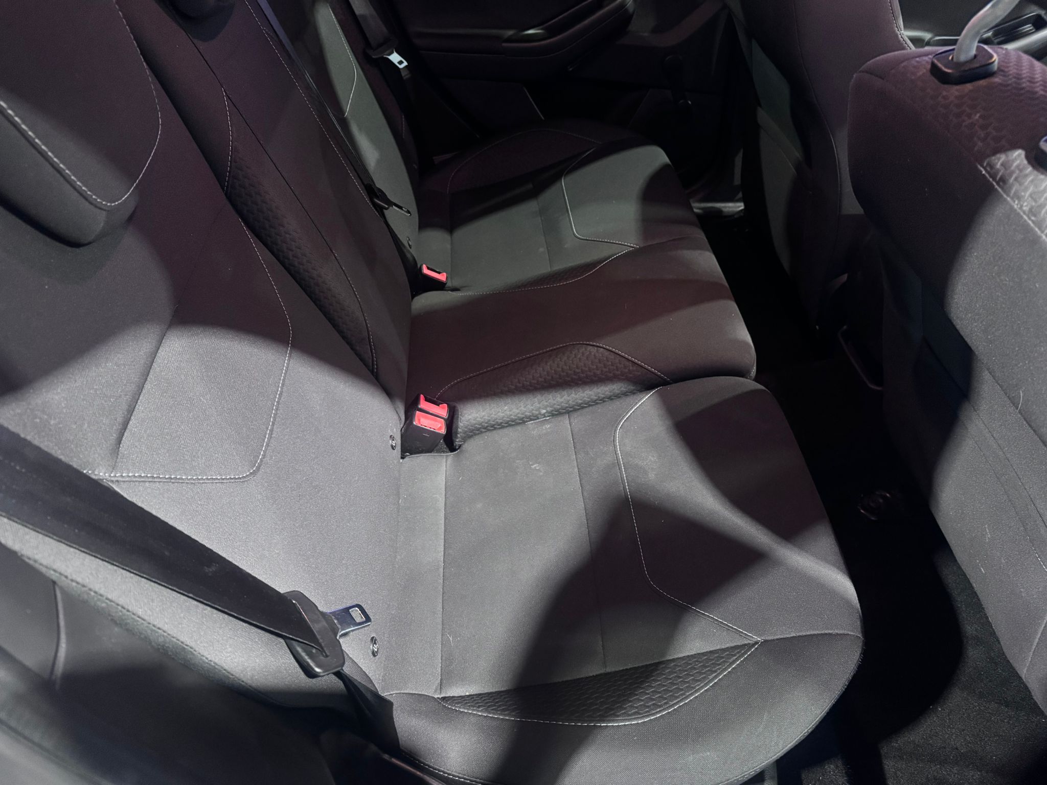 FORD FOCUS – 1.6 ZETEC DIESEL