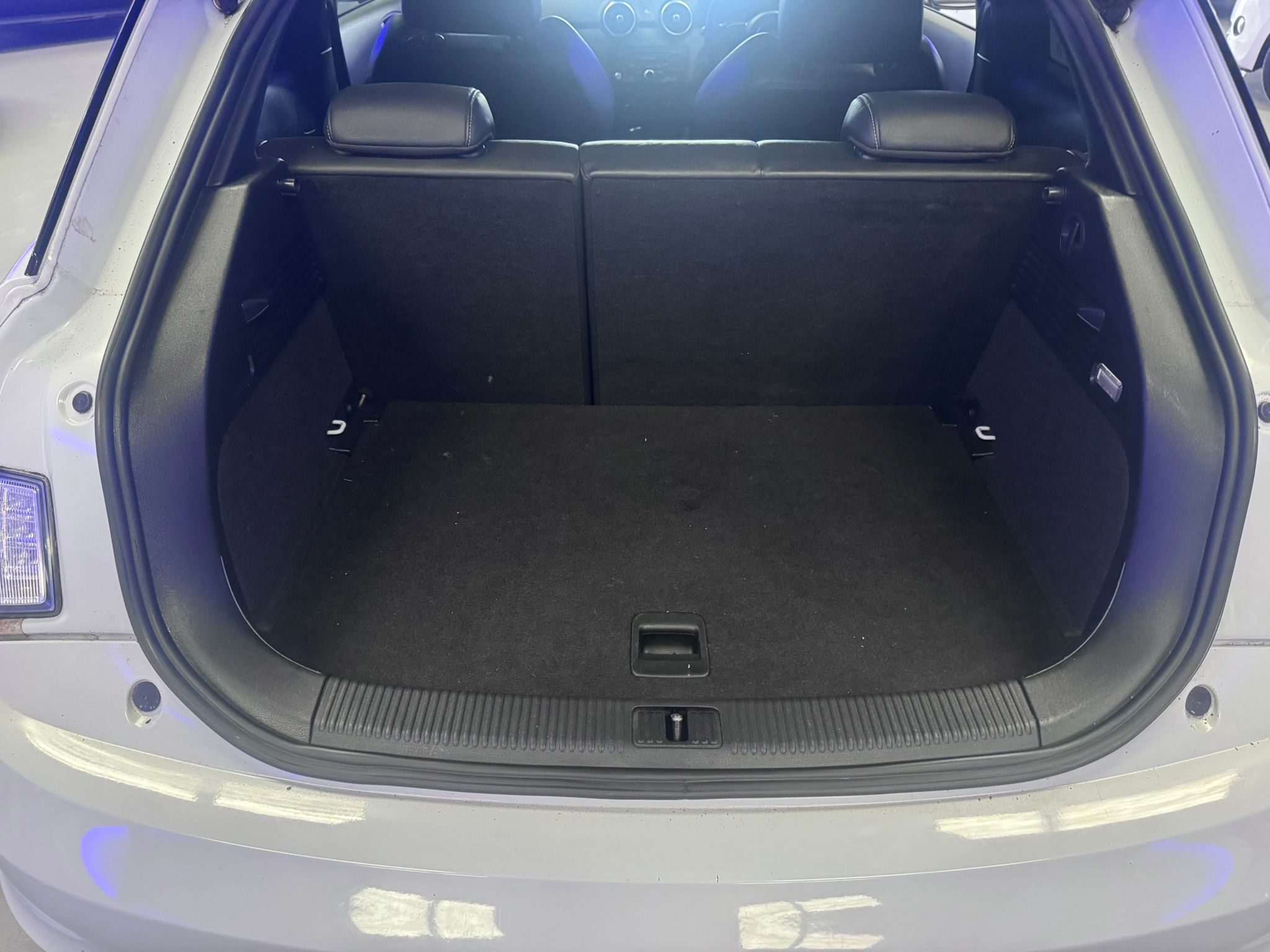 AUDI A1 S – LINE – 1.6 TURBO DIESEL