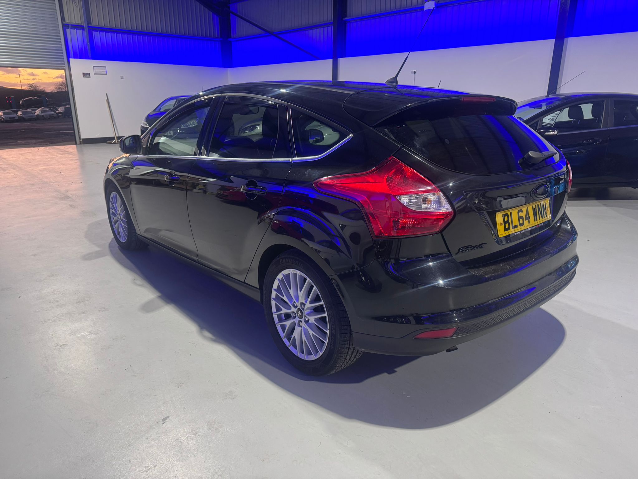 FORD FOCUS ZETEC NAVIGATOR 1.0 PETROL