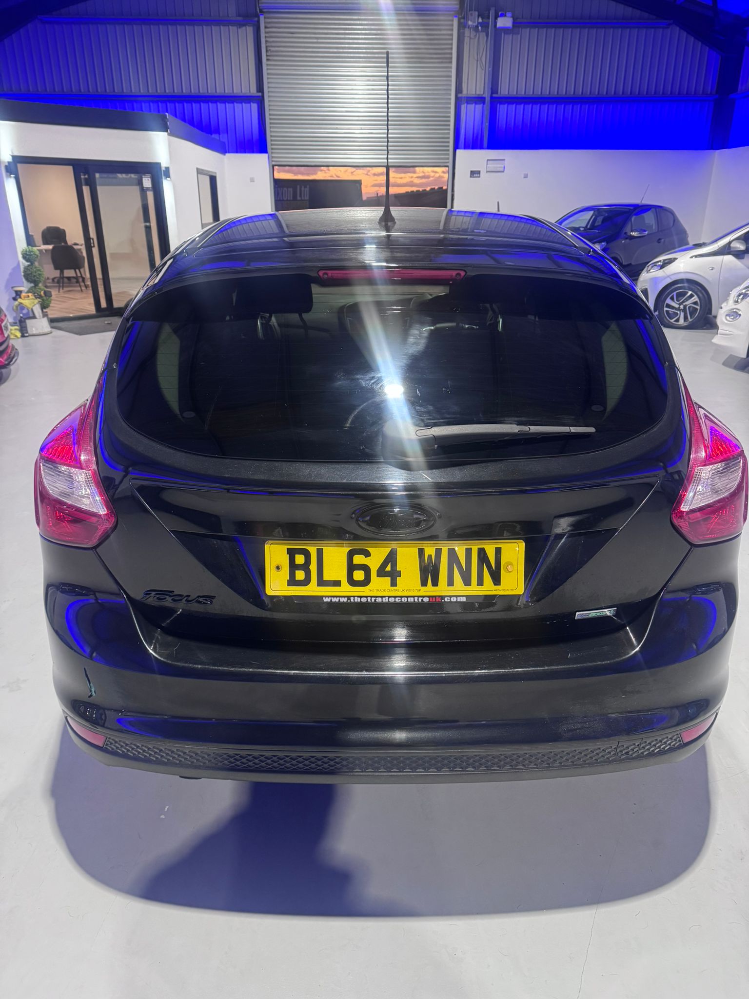 FORD FOCUS ZETEC NAVIGATOR 1.0 PETROL