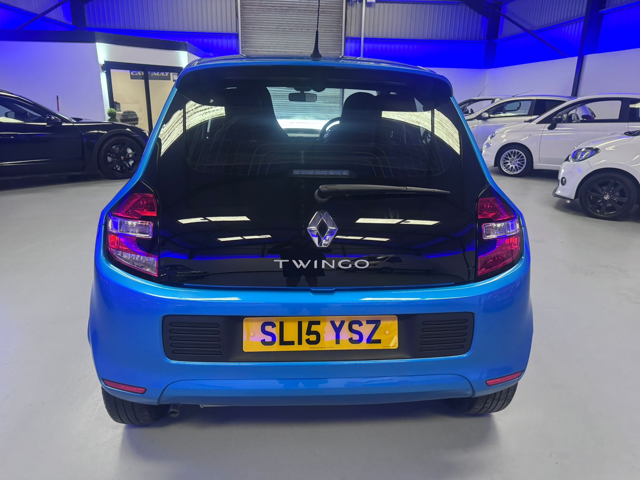 RENAULT TWINGO – 1.0L