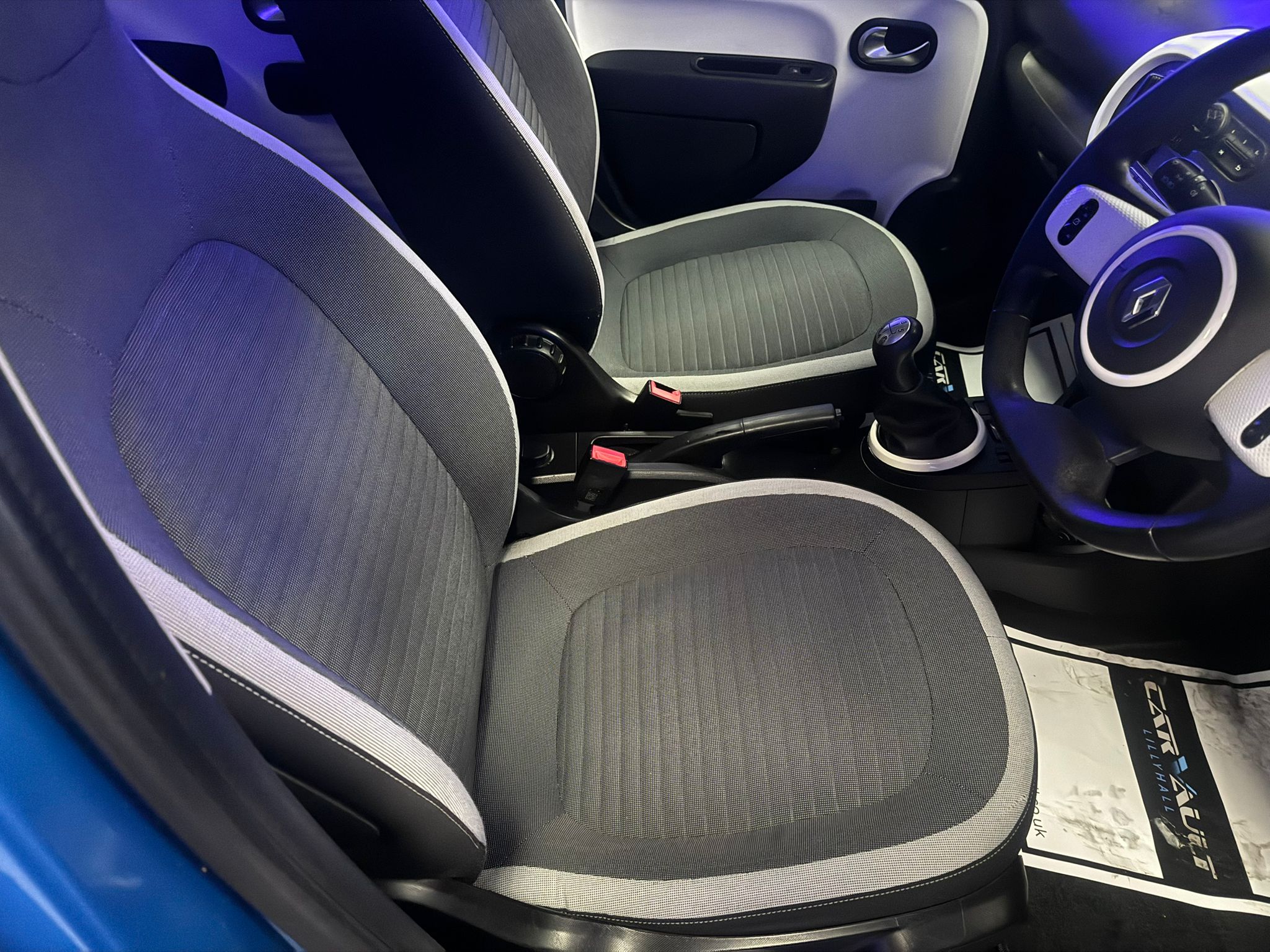 RENAULT TWINGO – 1.0L
