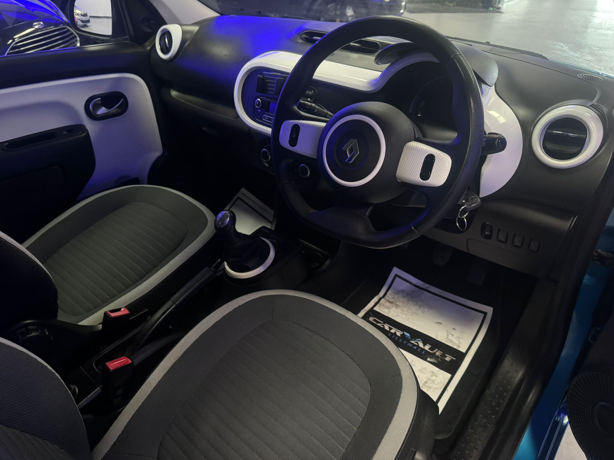 RENAULT TWINGO – 1.0L